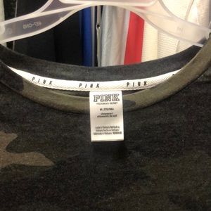 victoria secret PINK camo t